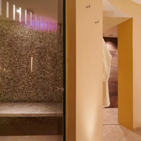 Bed & Breakfast Hotel Garni Schneider