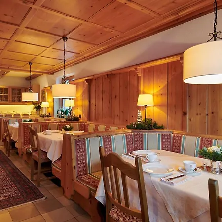 Hotel Garni Schneider Bed & Breakfast 3*