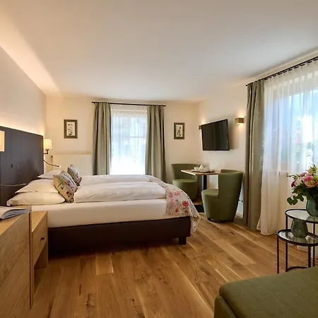 Hotel Garni Schneider Bed & Breakfast Lech am Arlberg